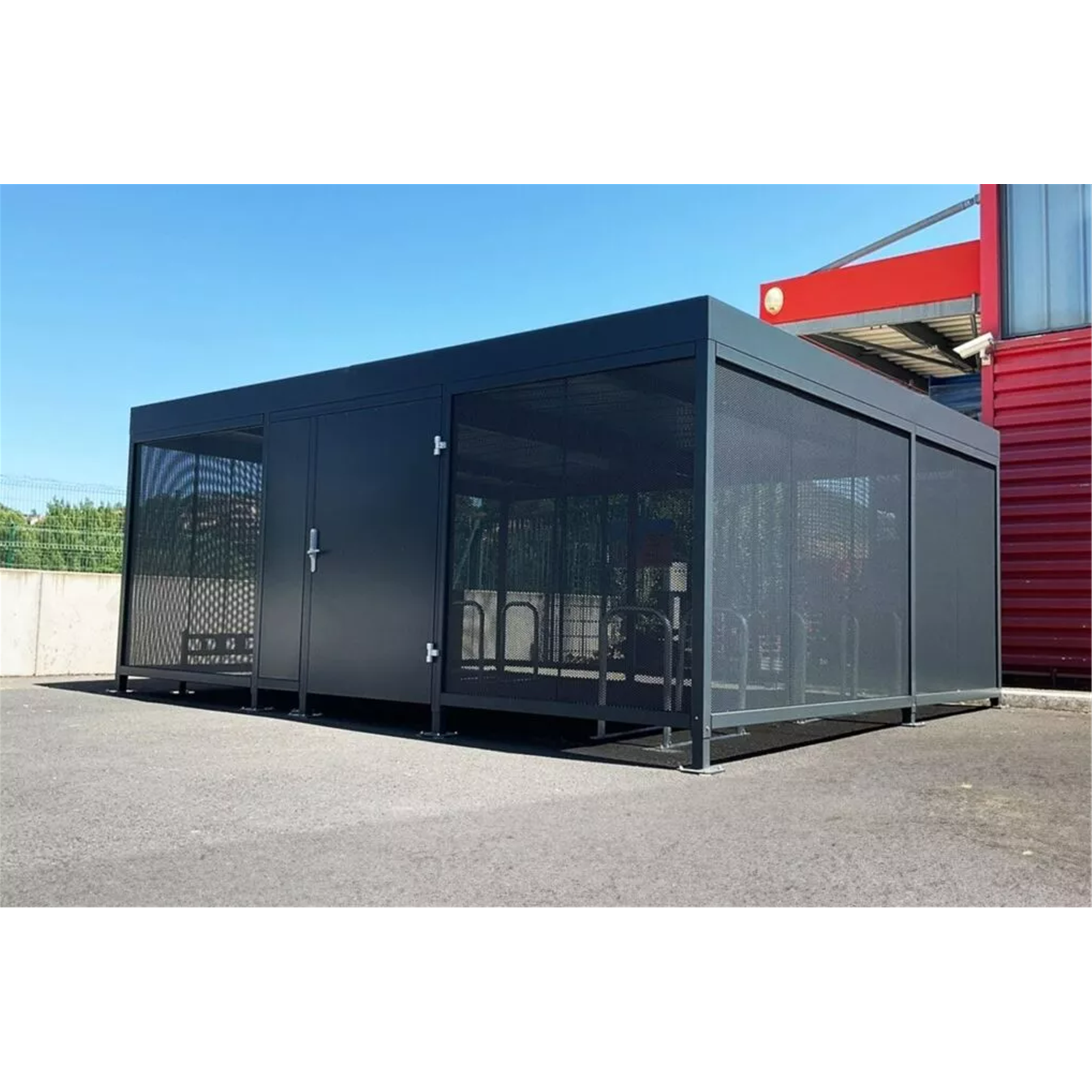 Abri mosaic 6x5x2,1 tôle perf+serr à clé - Mobiliers urbains vélos - ABRI PLUS- Clubs - Entreprises - Collectivités - Associations