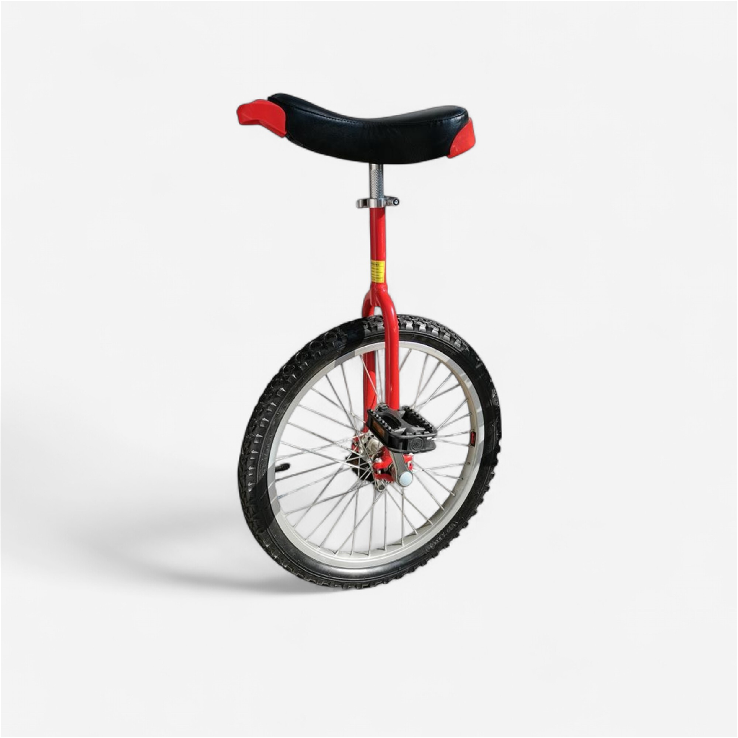 Monocycle 18 pouces rouge - Arts du cirque - GREEN SLIDE- Clubs - Entreprises - Collectivités - Associations