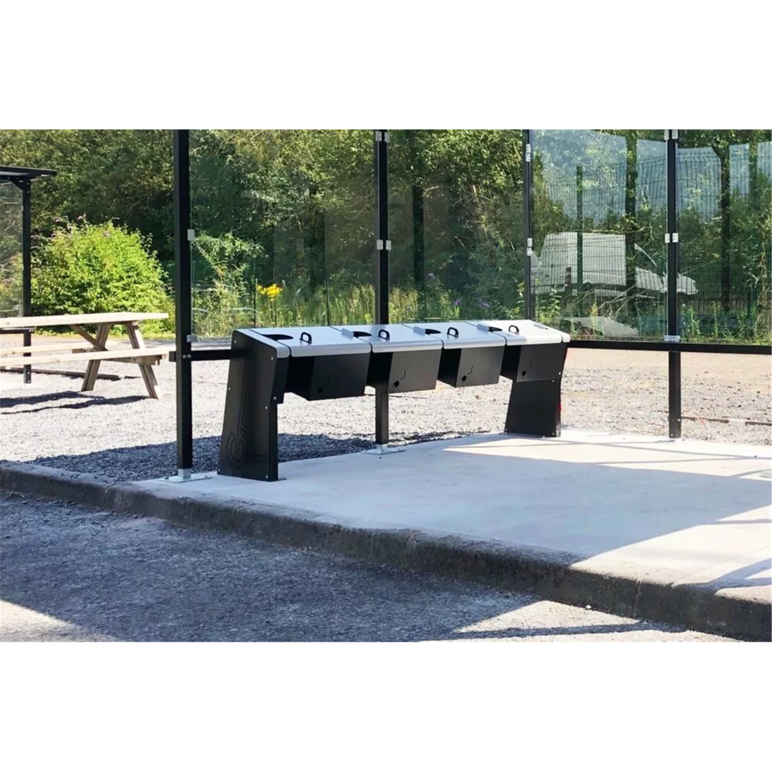 Station trot-e-park - Mobiliers urbains vélos - ABRI PLUS- Clubs - Entreprises - Collectivités - Associations